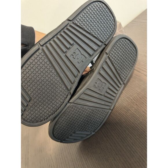 DC Shoes Bolsa Slides Size 11 Black NEW Mens Shoes Sandals Summer Beach - Picture 5 of 6